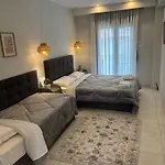 Minas Luxury 3* ستافروس