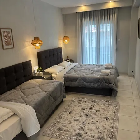 Minas Luxury 3* スタブロス