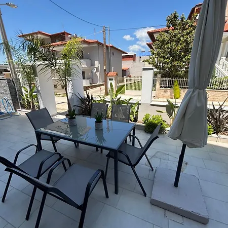 Minas Luxury 3* Sztavrósz
