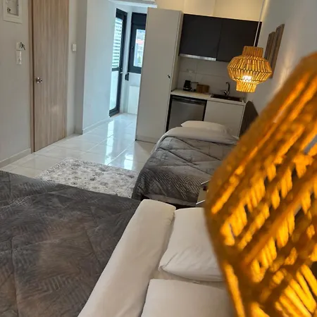 Minas Luxury Pensión Stavros (Thessaloniki)